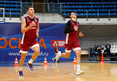 Ivan Ukhov and Alexander Khomenko (photo: M. Serbin, cskabasket.com)