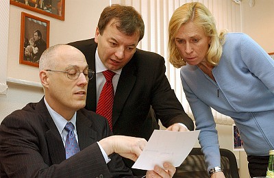 Jerry Austin, Sergey Kushchenko and Kim Bohuny (photo cskabasket.com)