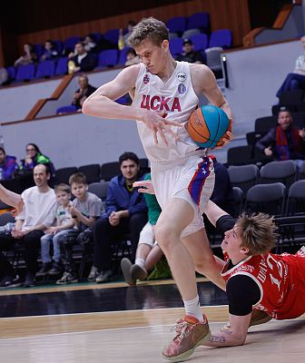 Константин Калинин (фото: Т. Макеева, cskabasket.com)