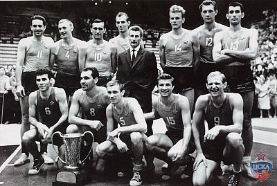 1963 г. Обладатели Кубка европейских чемпионов (фото из архива)