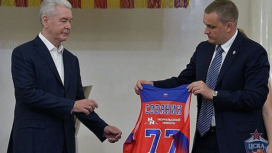 Mayor of Moscow congrats CSKA with the title