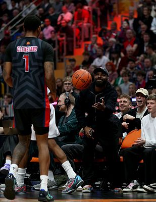 (фото: М. Сербин, cskabasket.com)